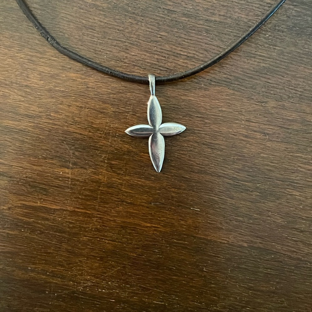 Retired James Avery Cross Pendent